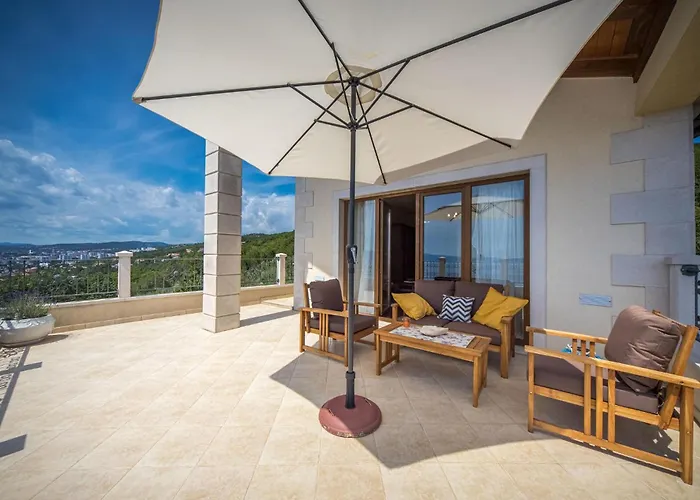 Lovely In With Kitchen Holiday home Kostrena