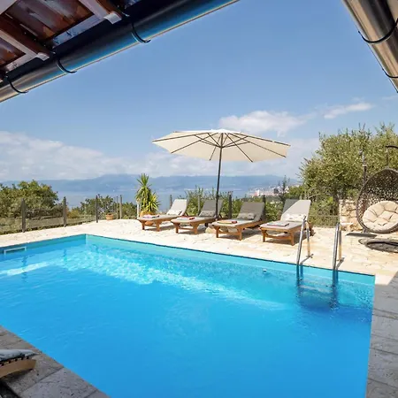 Lovely In With Kitchen Tatil Evi