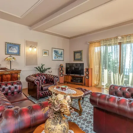 Tatil Evi Lovely In With Kitchen *