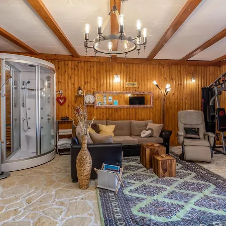 Lovely In With Kitchen Tatil Evi