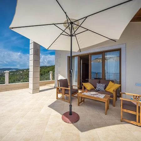 Lovely In With Kitchen Tatil Evi Kostrena