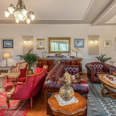 Tatil Evi Lovely In With Kitchen