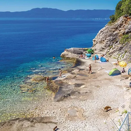 Lovely In With Kitchen Tatil Evi Kostrena