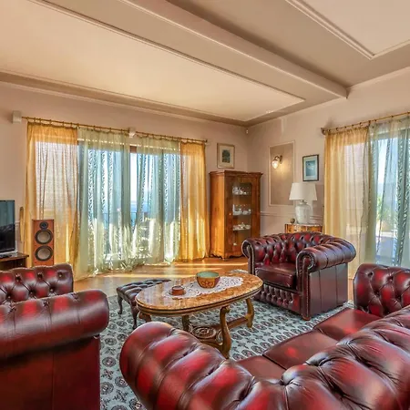 Lovely In With Kitchen *