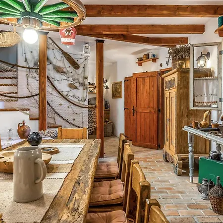 Lovely In With Kitchen Tatil Evi *