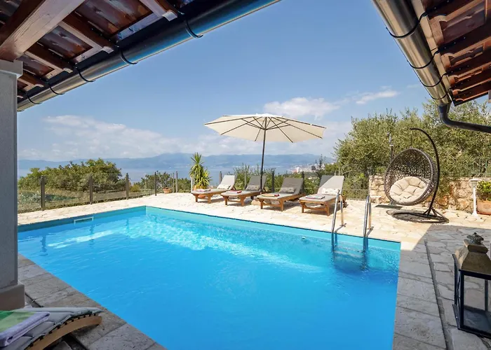 Lovely In With Kitchen Hébergement de vacances