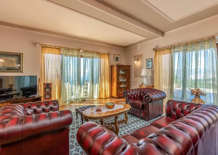 Lovely In With Kitchen *